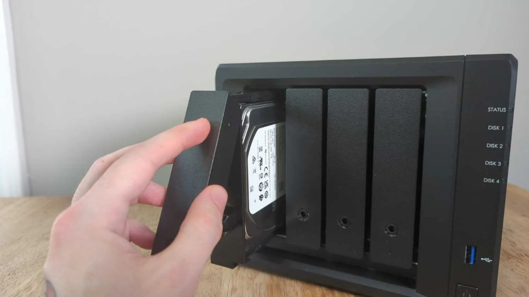 Using a desktop hard drive with your network storage can lead to premature failure and lost warranty benefits. image 3