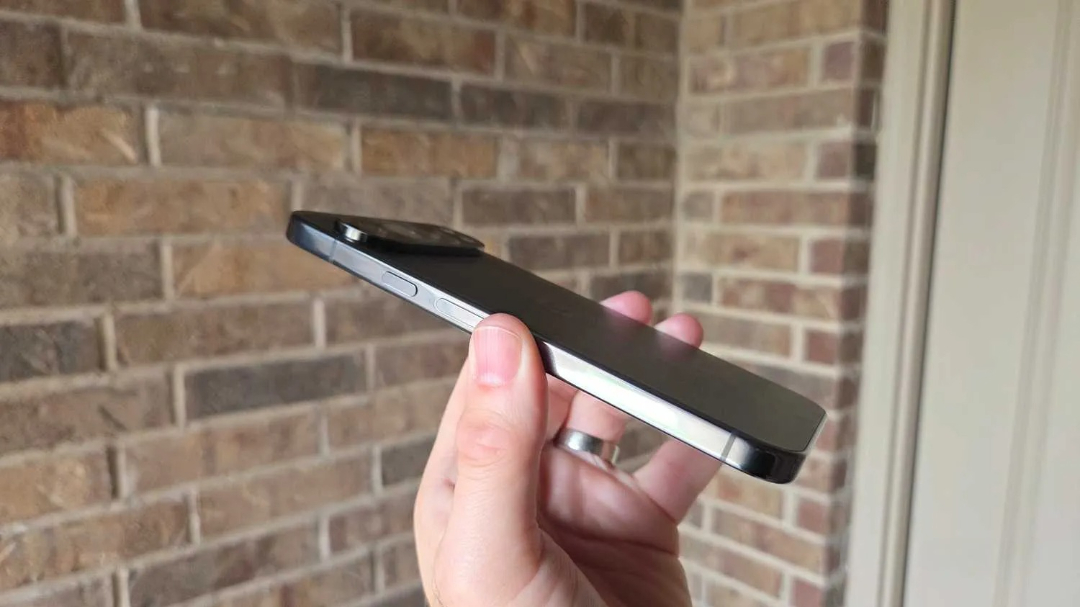 Issues plague the device frequently. image 2