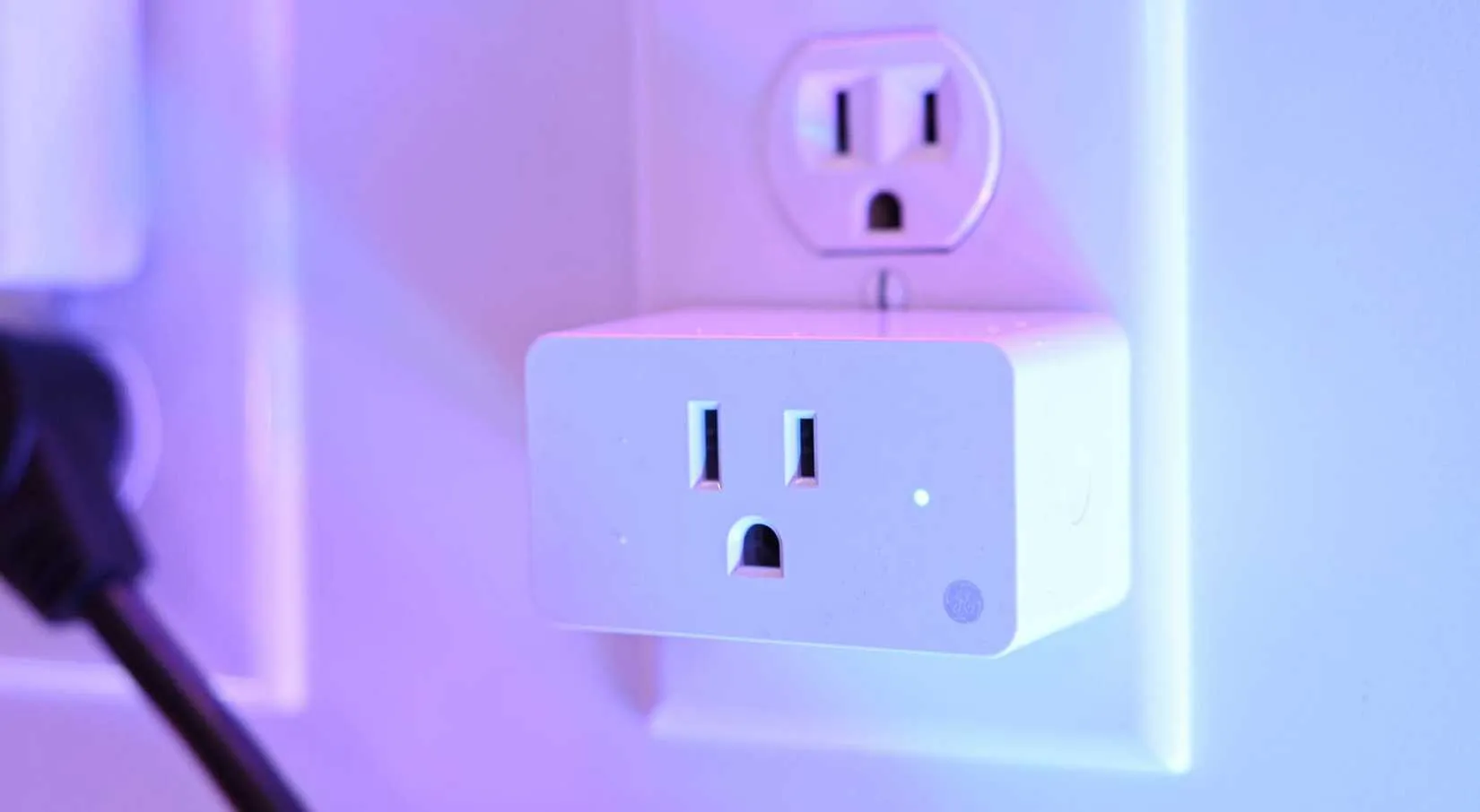 A small switch in the bathroom transmits signals. image 1