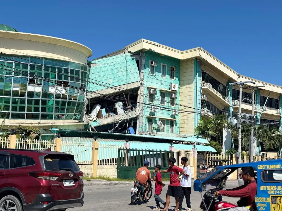 President vows to aid Mindanao after devastating quake strikes. image 3