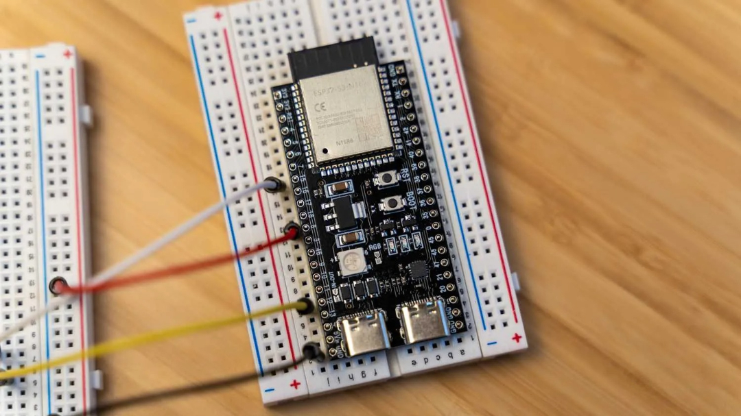 ESP32 boasts an impressive range of hardware options. image 1