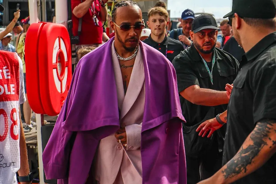Lewis Hamilton, Ferrari image 1