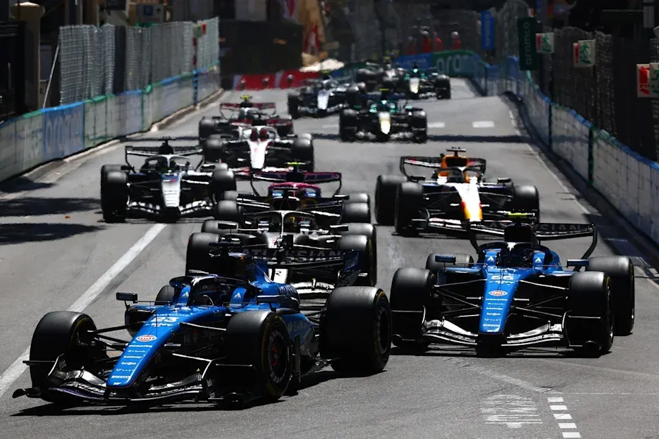 Red Bull's Formula One engine stuns ADUO. image 1