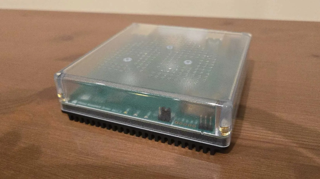 Device-based intelligence learns without external aid. image 1